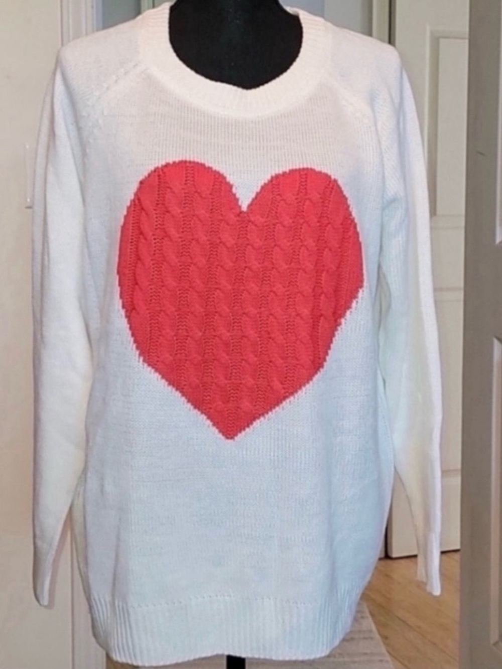 Gorgeous XL Exlura Sweater(NWOT)